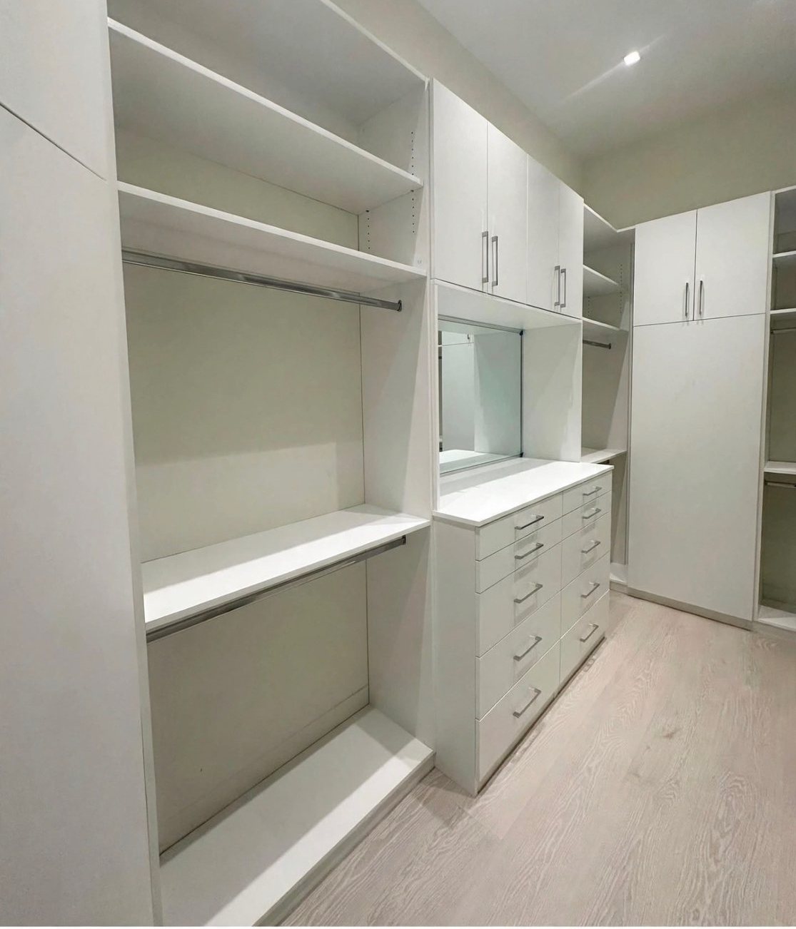 Custom closet by Mike’s Magic, photo 3