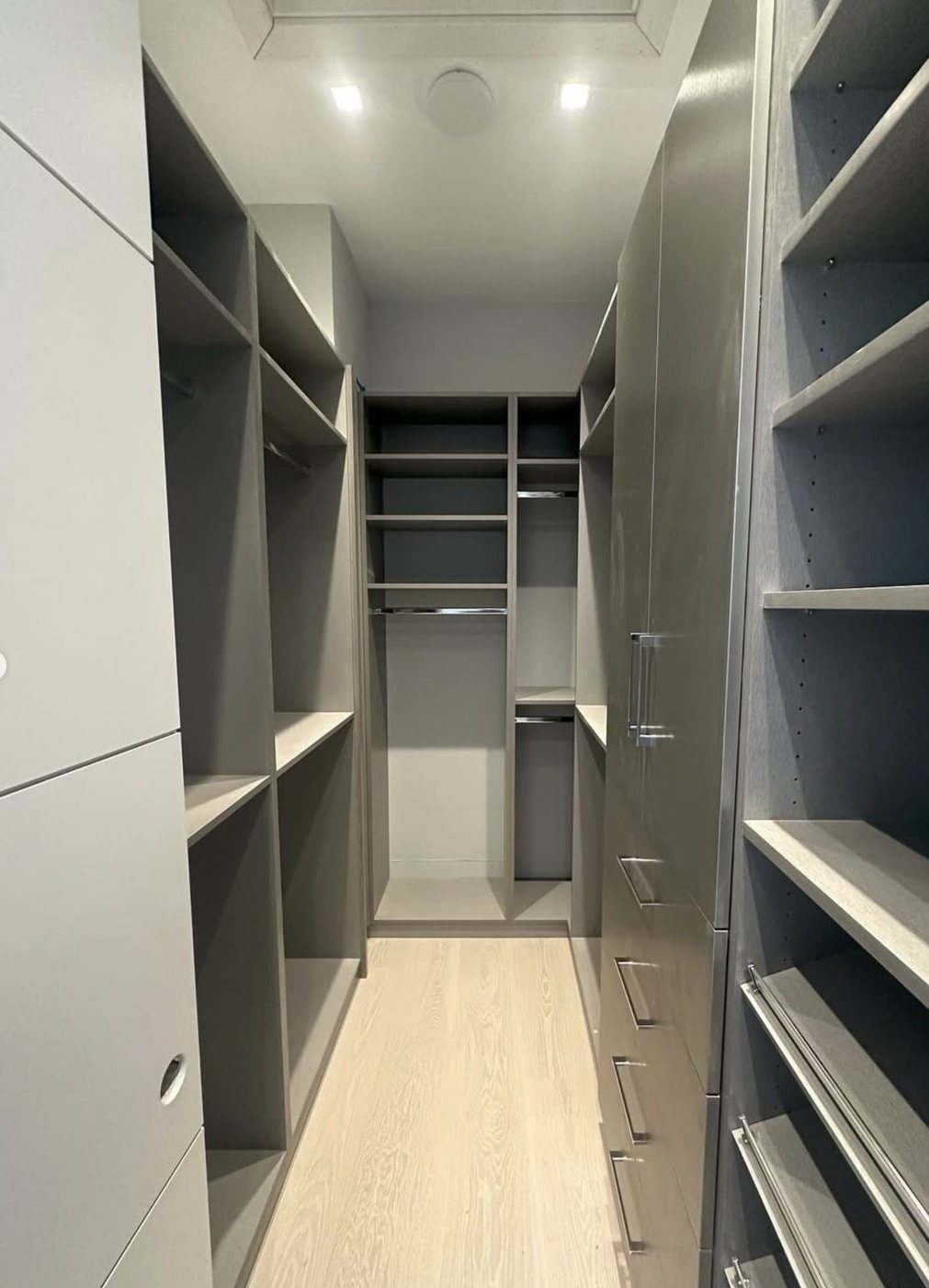 Custom closet by Mike’s Magic, photo 7